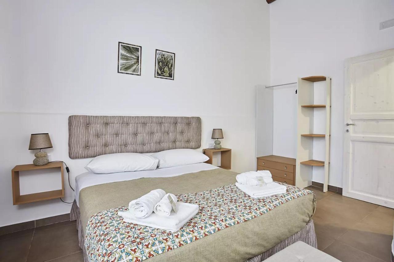 Casale Sammartano Apartments Ummari Exterior photo